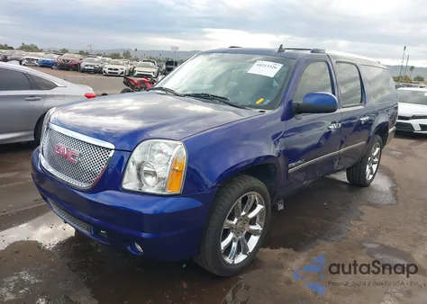 2010 GMC Yukon Xl 1500 Denali z USA, uszkodzony, nr VIN 1GKUKMEF9AR266473